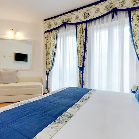 Cavalieri Palace 4*
