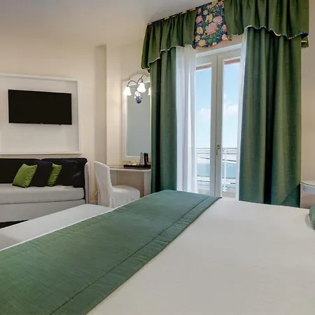Cavalieri Palace 4*