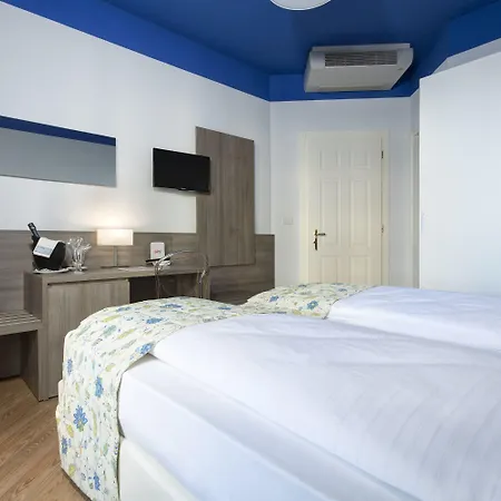 Cavalieri Palace 4*