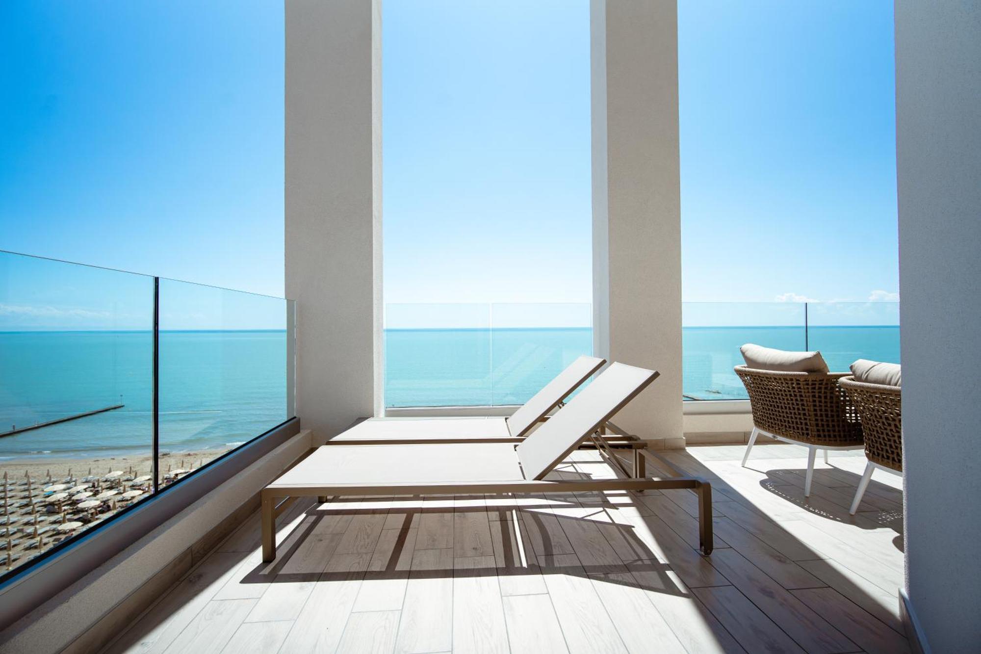 Hotel Cavalieri Palace & 4*