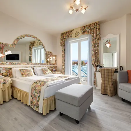 Cavalieri Palace &