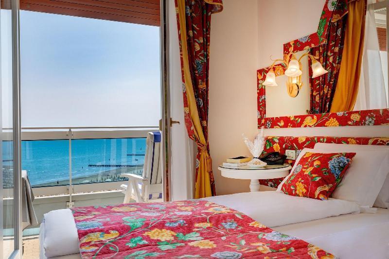 Cavalieri Palace 4*